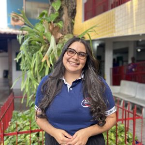 Ana Carolina - Professora de História, Filosofia e Sociologia