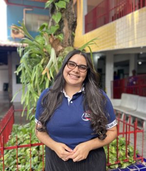 Ana Carolina - Professora de História, Filosofia e Sociologia