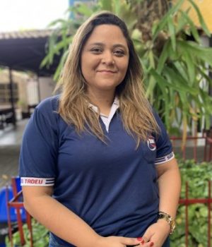 Patricia-Alves - Professora de Biologia_